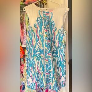 EUC *has small snag Lilly Pulitzer White and Blue Patterned Mini Iona Dress